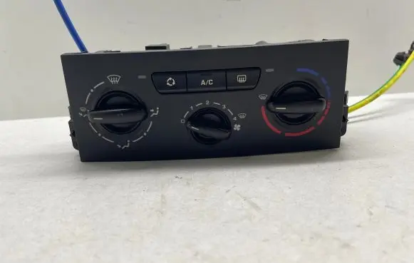 Peugeot 207 Climate control unit N102080FK 69910004