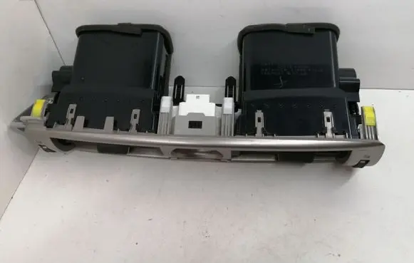 Lexus IS III XE30 Dash center air vent grill 5567053140 5567053150 5567053080
