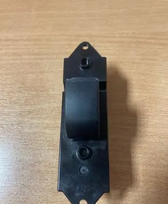 Mitsubishi Lancer Electric window control switch MR587851 2774D6
