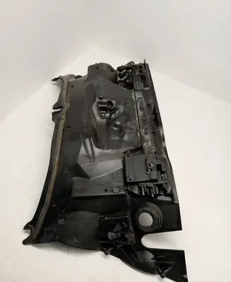 Mercedes-Benz C W205 Other engine bay part A2056207701