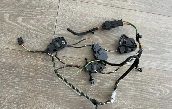 Peugeot 308 Air flap motor/actuator T660238
