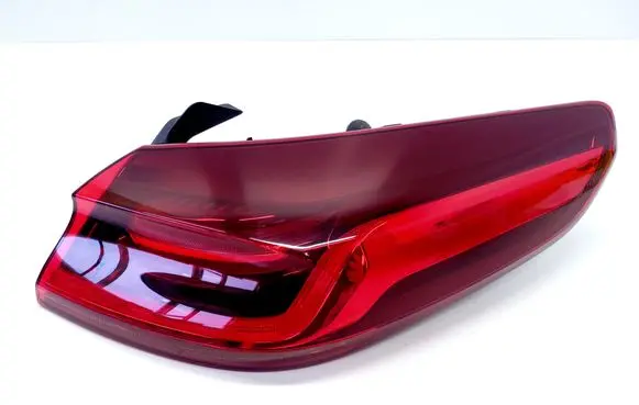 KIA Xceed Rear/tail lights 92402J7300