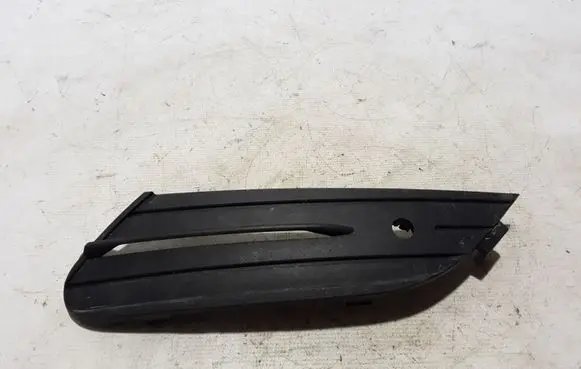 Renault Espace V (RFC) Front bumper lower grill 622568681R