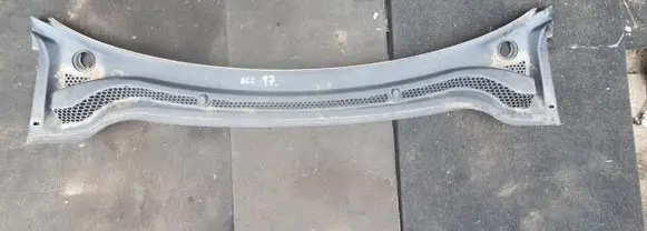 Peugeot RCZ Wiper trim YM21605080