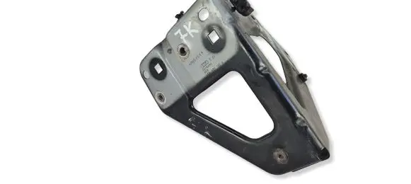 Audi A6 S6 C6 4F Fender mounting bracket 4F0821135B
