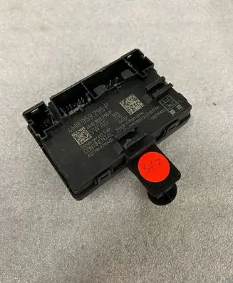 Audi A4 S4 B9 Door control unit/module 4M8959795P