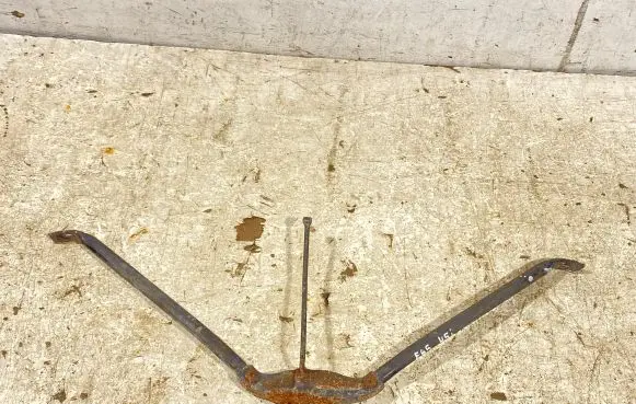 Radiator support slam panel bracket