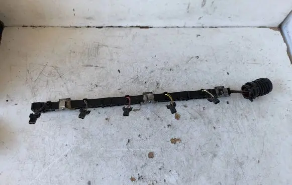 Volkswagen Multivan T5 Fuel injector wires 070971833