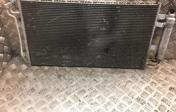 Nissan Leaf I (ZE0) A/C cooling radiator (condenser)