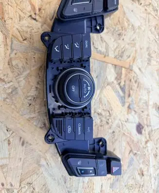 Hyundai i40 Climate control unit 972503Z900