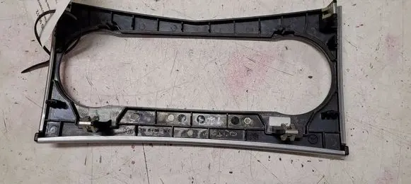 Mercedes-Benz C W204 Climate control/heater control trim A2046800490