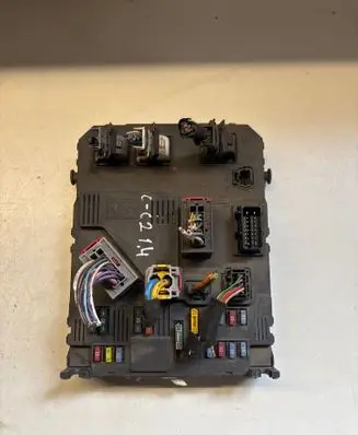 Citroen C2 Fuse module S118085200