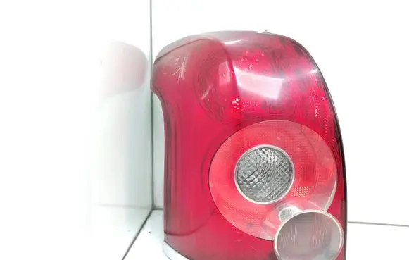 Toyota Avensis T250 Rear/tail lights