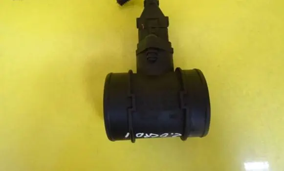 Hyundai Trajet Mass air flow meter 0281002447 28164-27000