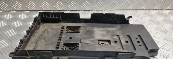 Ford Galaxy Battery tray 6G9110723AE