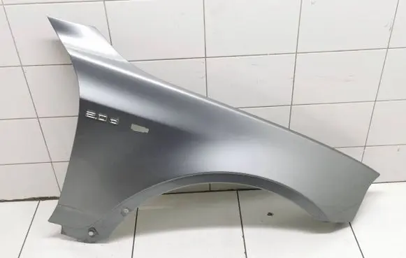 BMW X3 E83 Fender