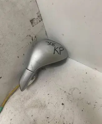 Peugeot 308 Front door electric wing mirror 0208094