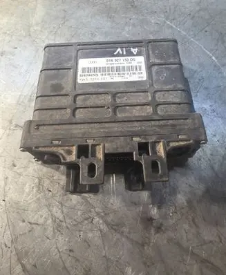 Audi A4 S4 B5 8D Gearbox control unit/module 01N927733DG 5WK33254K01