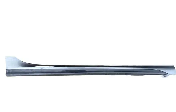 BMW 2 F44 Side skirt front trim 8075466