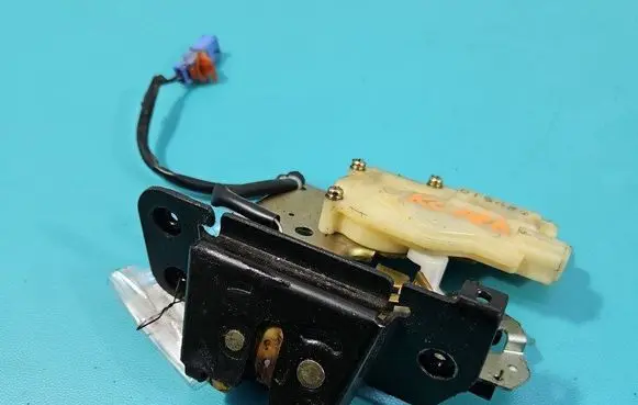 Honda Jazz Tailgate/trunk/boot lock/catch/latch IMPRK1510889