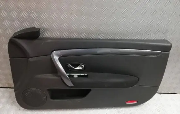 Renault Laguna III Front door card panel trim 809004986R FM110011 06276D06