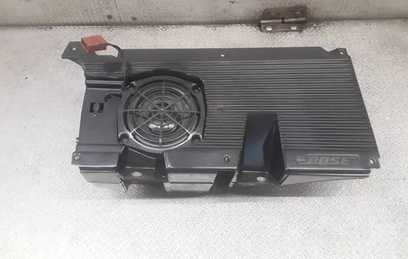 Alfa Romeo GT Subwoofer speaker 606833180