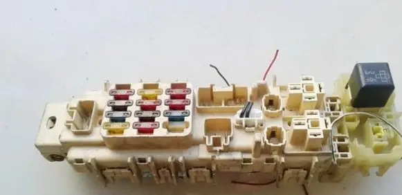 Toyota Corolla E100 Fuse box set 0689000760 068900-0760