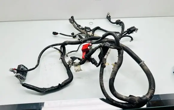 Ford Fusion II Positive cable (battery) 