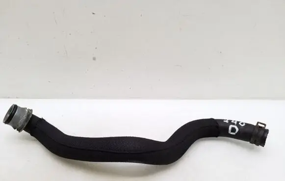 Mercedes-Benz CLS C218 X218 Engine coolant pipe/hose A2125015782