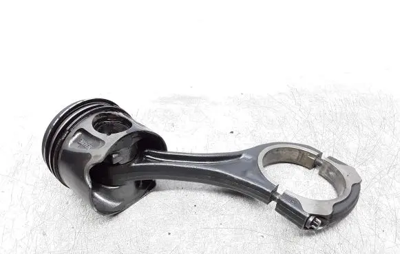 Mercedes-Benz ML W164 Piston with connecting rod A6422610