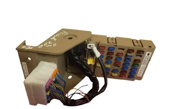 Subaru Forester SH Fuse module 82201FG010