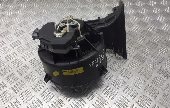 Opel Vectra C Front door blower motor 73421312