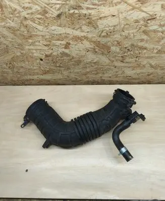 KIA Ceed Turbo air intake inlet pipe/hose 28130J7950 28138J7950
