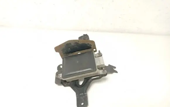 Mazda CX-5 Distronic sensor radar KD4967Y90B
