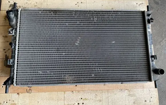 Ford Focus C-MAX A/C cooling radiator (condenser) 99000640 20180117 8FC351318351