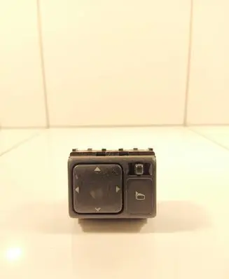 Nissan X-Trail T30 Wing mirror switch NILES