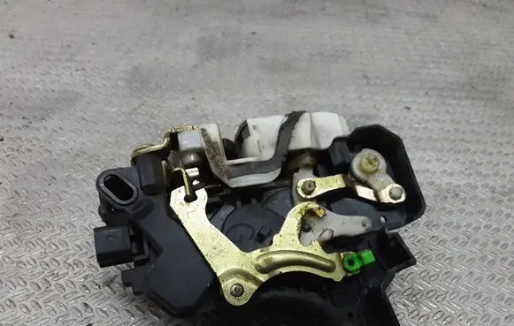 Front door lock