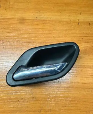 BMW 5 E39 Front door interior handle 7032925