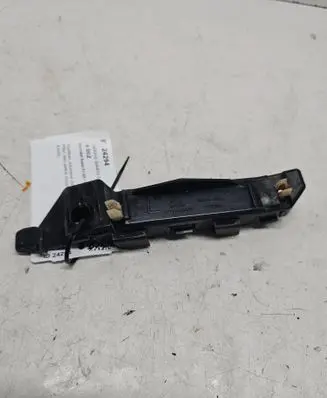 Front bumper mounting bracket