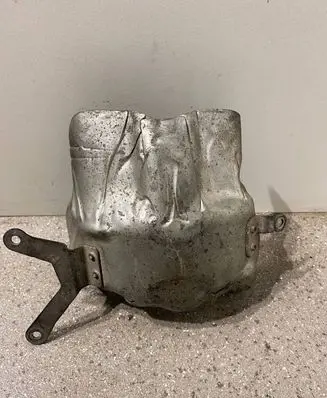 Mercedes-Benz R W251 Heat shield in engine bay A6420960468