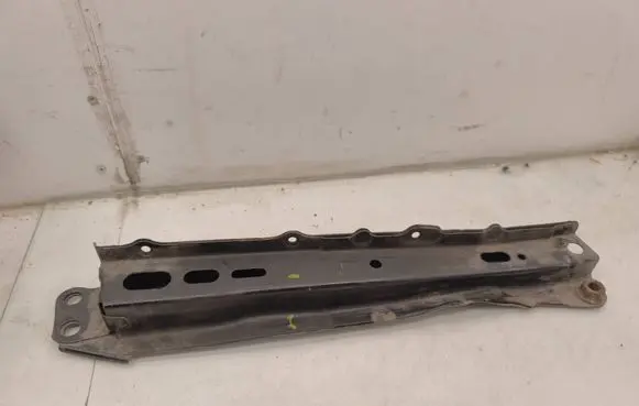 Toyota Auris E180 Radiator support slam panel bracket
