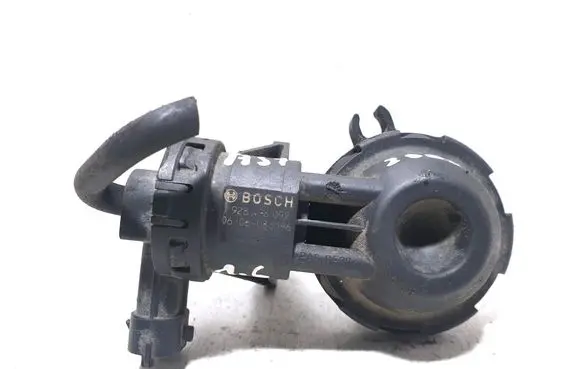 Opel Corsa D Vacuum valve 1928498092