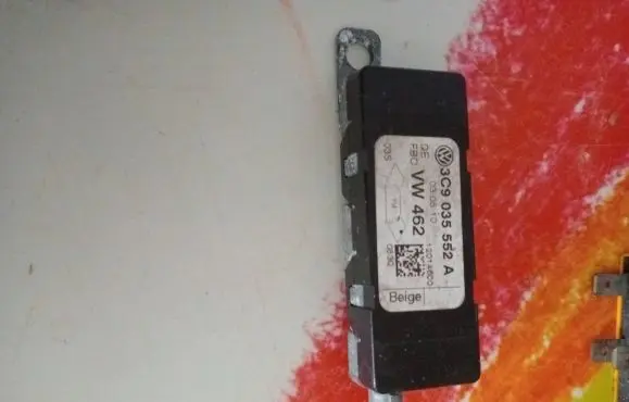 Volkswagen PASSAT B6 Antenna control unit 3C9035552A