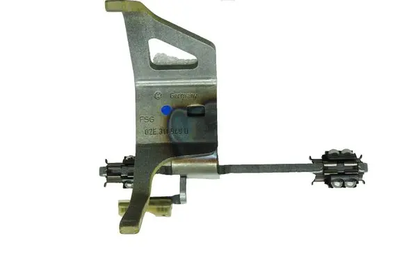 Volkswagen Golf VI Other gearbox part 02E311549D