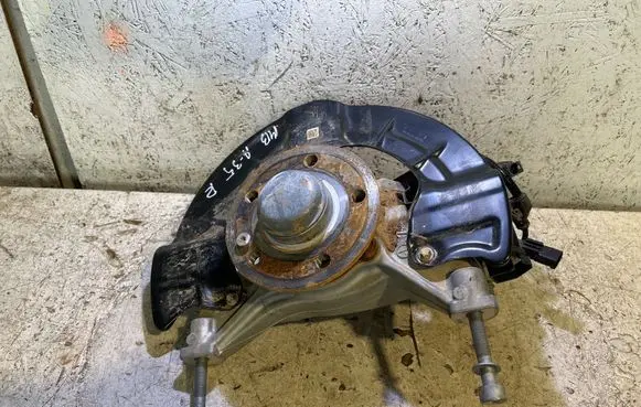 Mercedes-Benz A W177 AMG Front wheel hub 1773321400 23320 00024