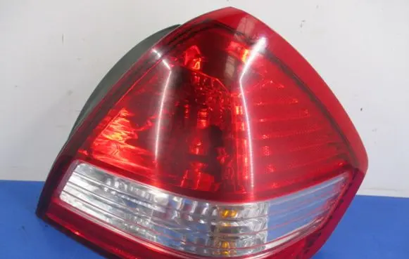 Nissan Tiida C11 Rear/tail lights 225040-02