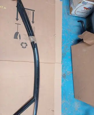 Citroen DS7 Crossback Front door rubber seal 9815691480