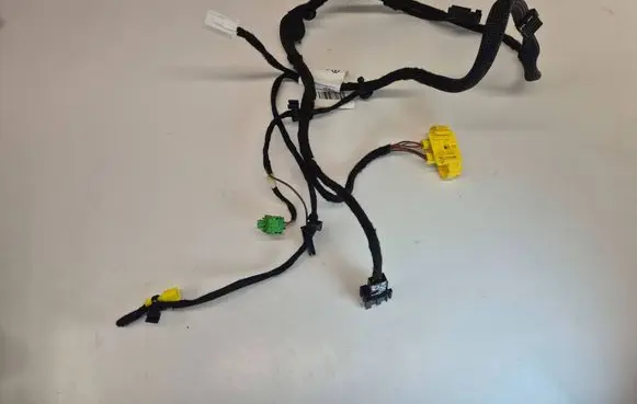 Mercedes-Benz C W204 Seat wiring loom A2045401706 20080226