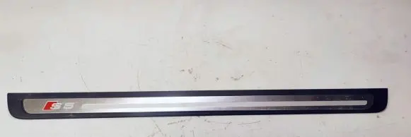 Audi A5 8T 8F Front sill trim cover 8T0853374