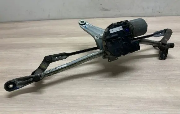 Volvo S90, V90 Front wiper linkage and motor 31385115